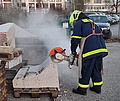 Ausbildungsdienst Trennschleifen und hydraulischer Rettungssatz (Bild: Bruno Berghe/THW Augsburg)