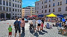 Viele Besucher*innen beim ersten Sicherheitstag in Augsburg (Bild: Dieter Seebach/THW Augsburg)