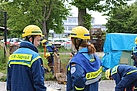 Jugendausbildung in Augsburg: Übung zur Rettung einer verschütteten und eingeklemmten Person (Bild: THW Augsburg/Tim Siegel)