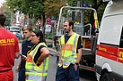 Unsere Helferinnen und Helfer unterstützten beim Aufstellen der Teilnehmer. (Bild: THW Augsburg/Dieter Seebach)