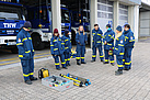 Train the Trainer-Ausbildung Elektrotechnik - Umgang mit dem Stromerzeuger und Beleuchtungsaufbau (Bild: Dieter Seebach/THW Augsburg)