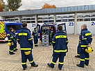 Ausbildung Technische Hilfe auf Verkehrswegen: Kennenlernen der Ausstattung (Bild: Daniel Spörel/THW Augsburg)