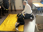 Erste Hilfe Ausbildung für unsere Einsatzkräfte (Bilder: Rafael Ojeda/THW Augsburg)