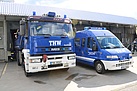 THW-Augsburg: Die Fahrzeuge werden für den Transport nach Neu-Ulm beladen (Bild: THW Augsburg/Dieter Seebach)